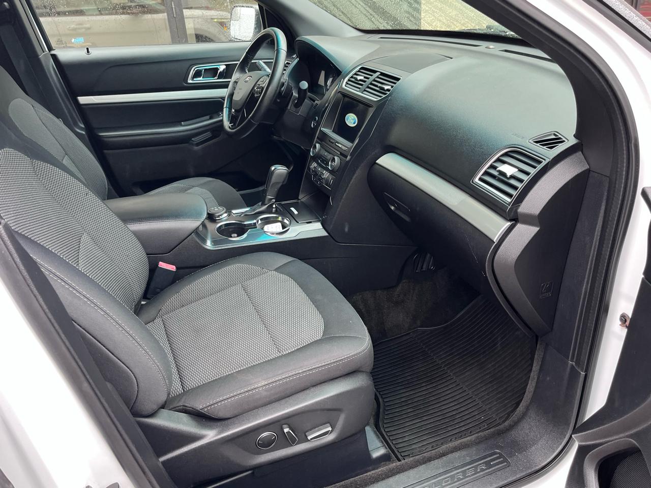 Ford Explorer XLT 4WD 2017
