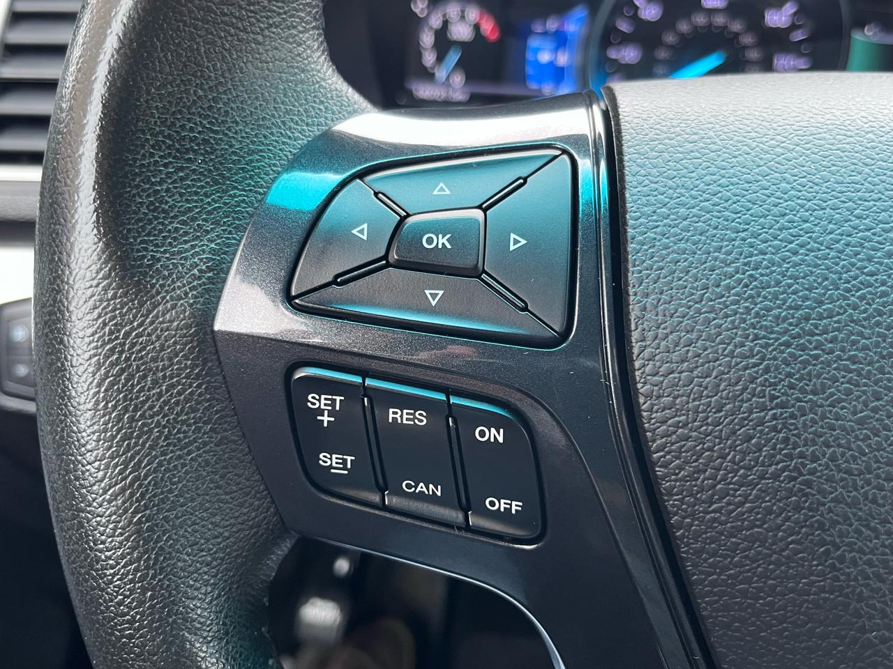 Ford Explorer XLT 4WD 2017