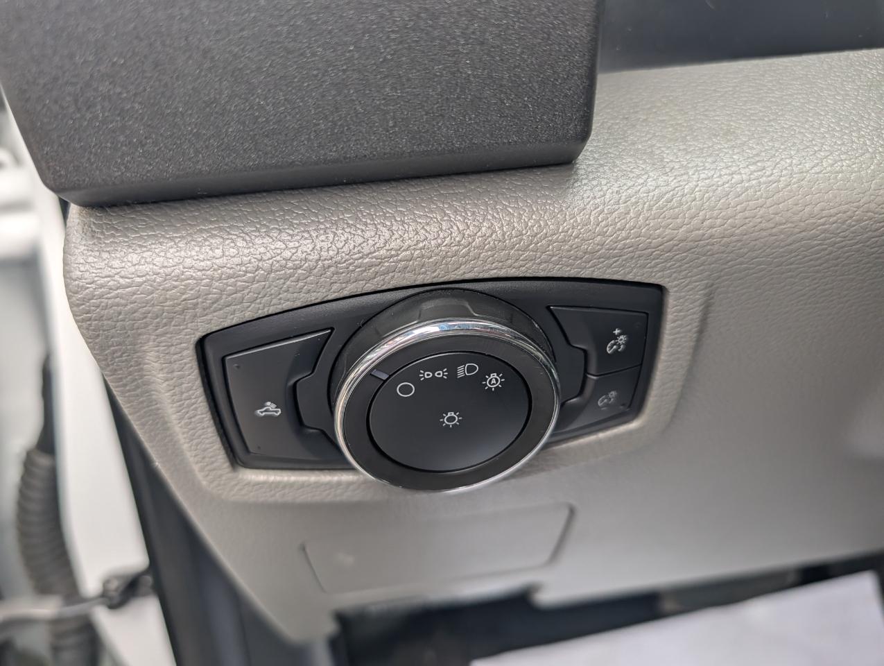 Ford Super Duty F-250 SRW XL 2WD SuperCab 8' Box 2020