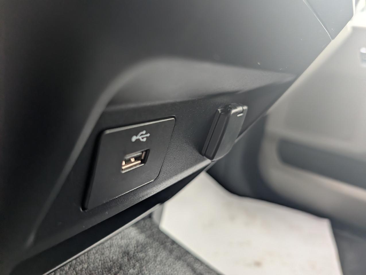 Ford Super Duty F-250 SRW XL 2WD SuperCab 8' Box 2020