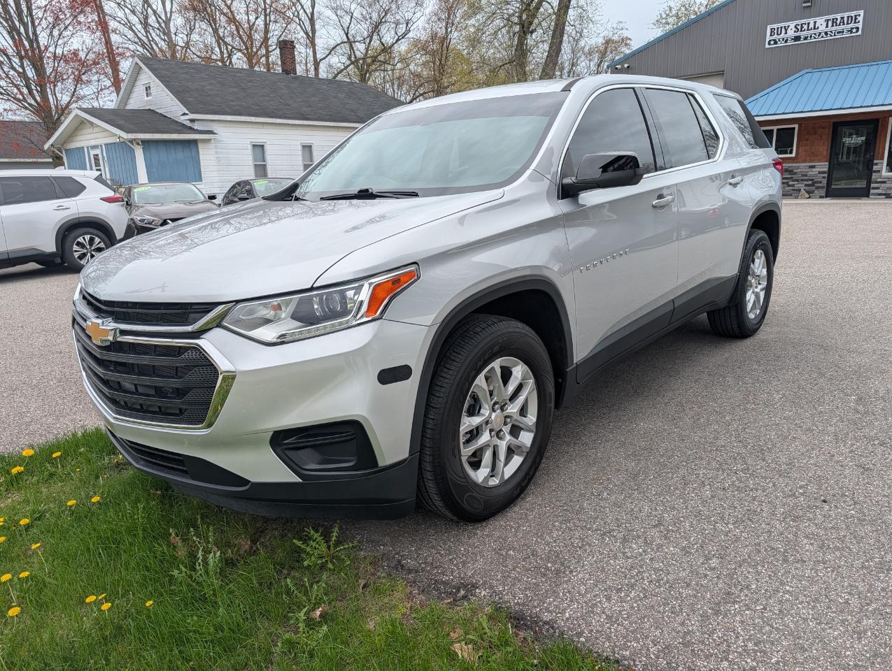 Chevrolet Traverse FWD 4dr LS w/1LS 2021