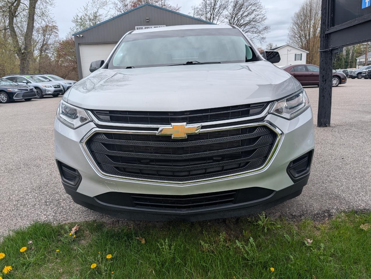 Chevrolet Traverse FWD 4dr LS w/1LS 2021