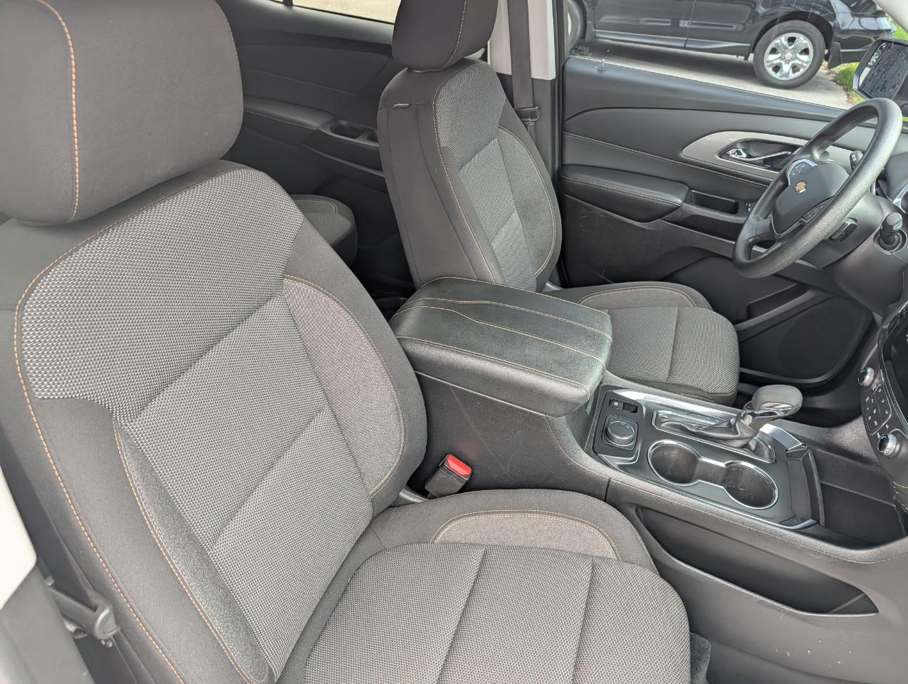 Chevrolet Traverse FWD 4dr LS w/1LS 2021