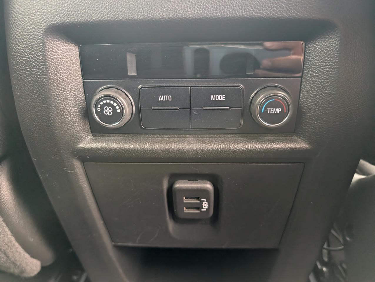 Chevrolet Traverse FWD 4dr LS w/1LS 2021