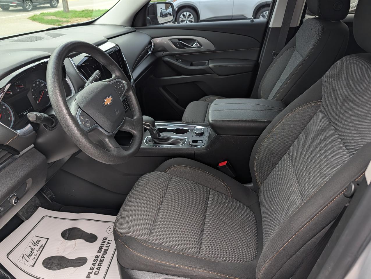 Chevrolet Traverse FWD 4dr LS w/1LS 2021