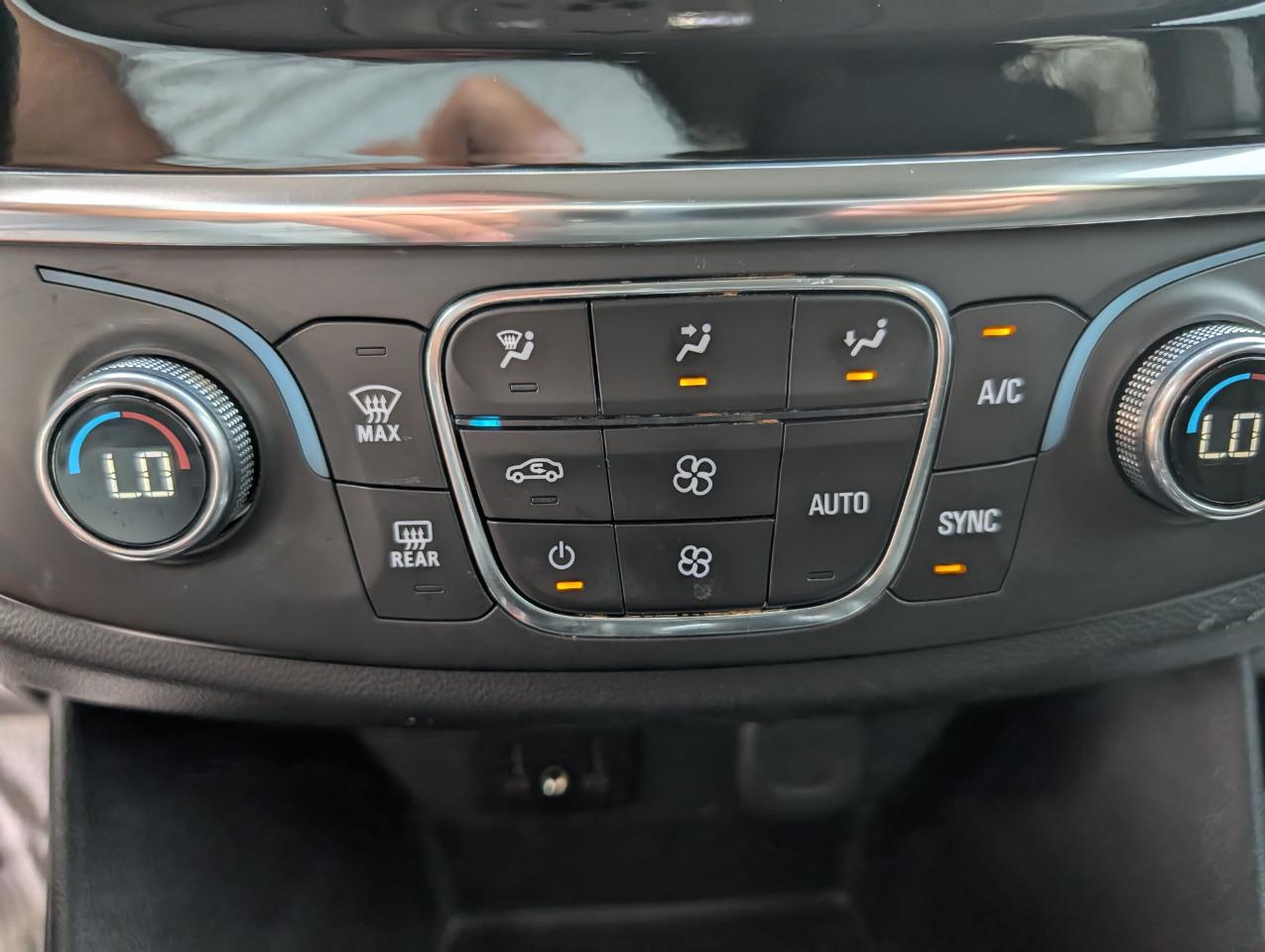 Chevrolet Traverse FWD 4dr LS w/1LS 2021