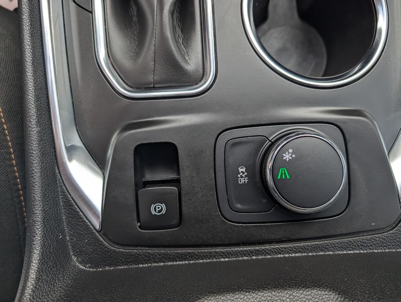 Chevrolet Traverse FWD 4dr LS w/1LS 2021