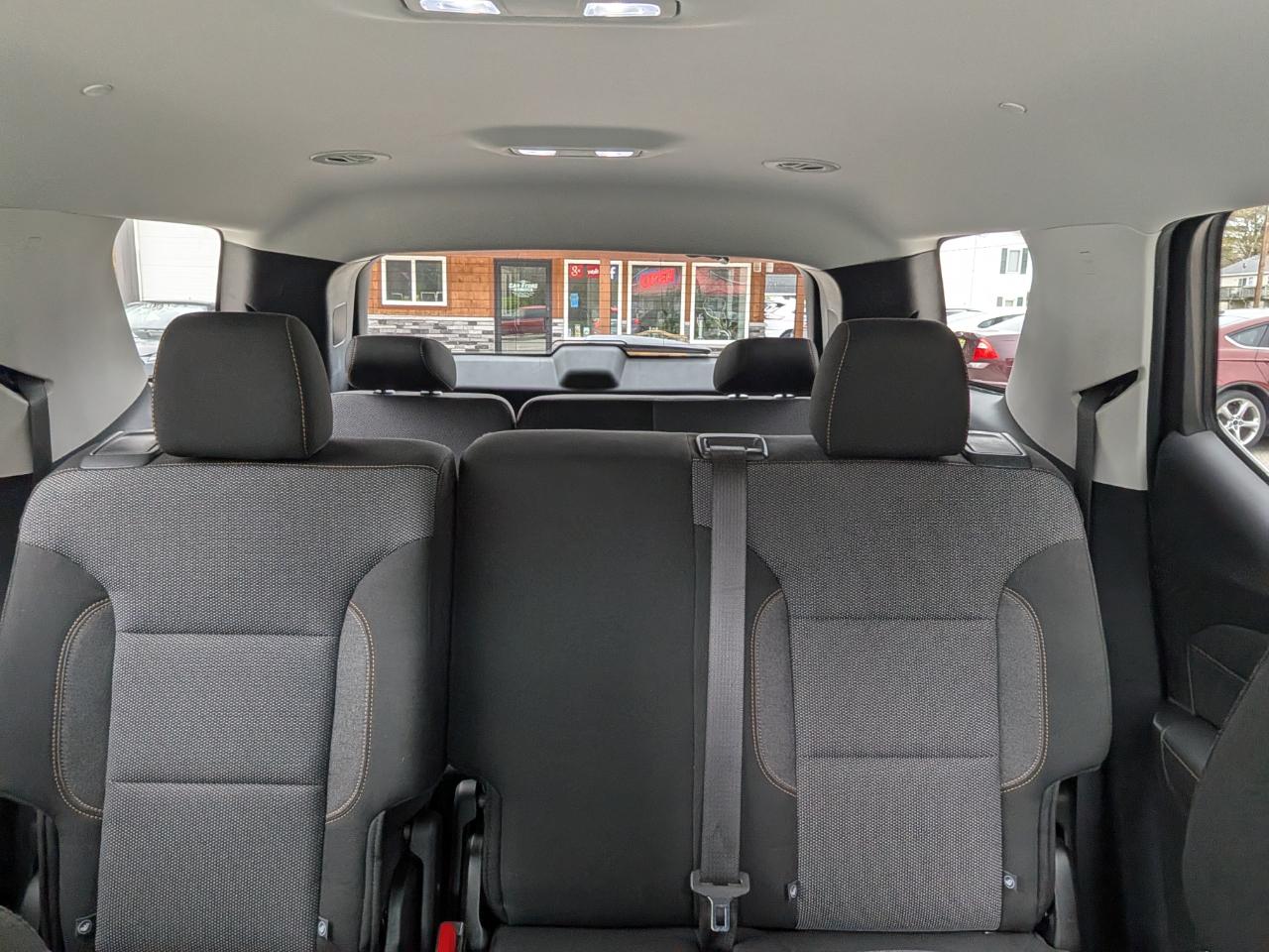 Chevrolet Traverse FWD 4dr LS w/1LS 2021