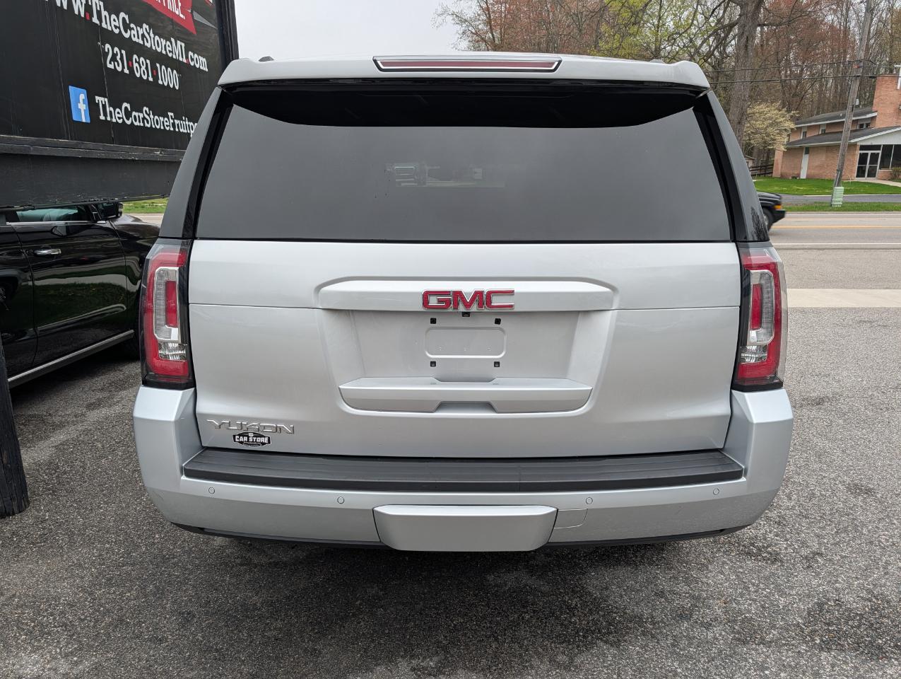 GMC Yukon 4WD 4dr SLT 2016