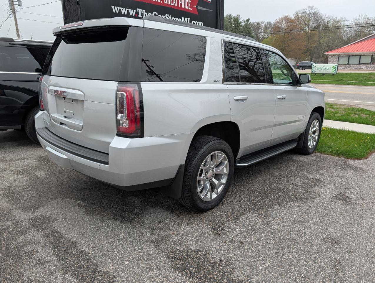 GMC Yukon 4WD 4dr SLT 2016