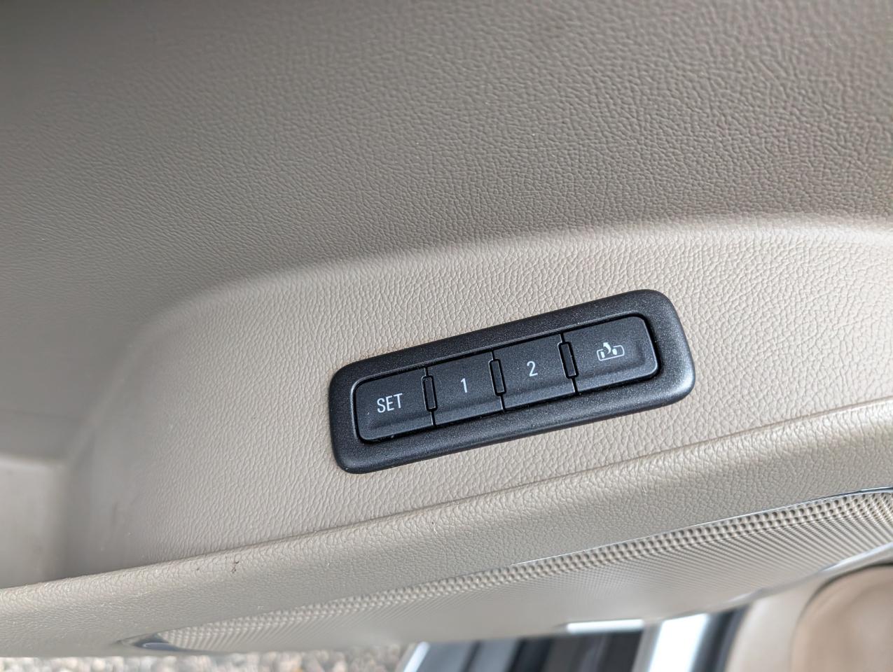 GMC Yukon 4WD 4dr SLT 2016