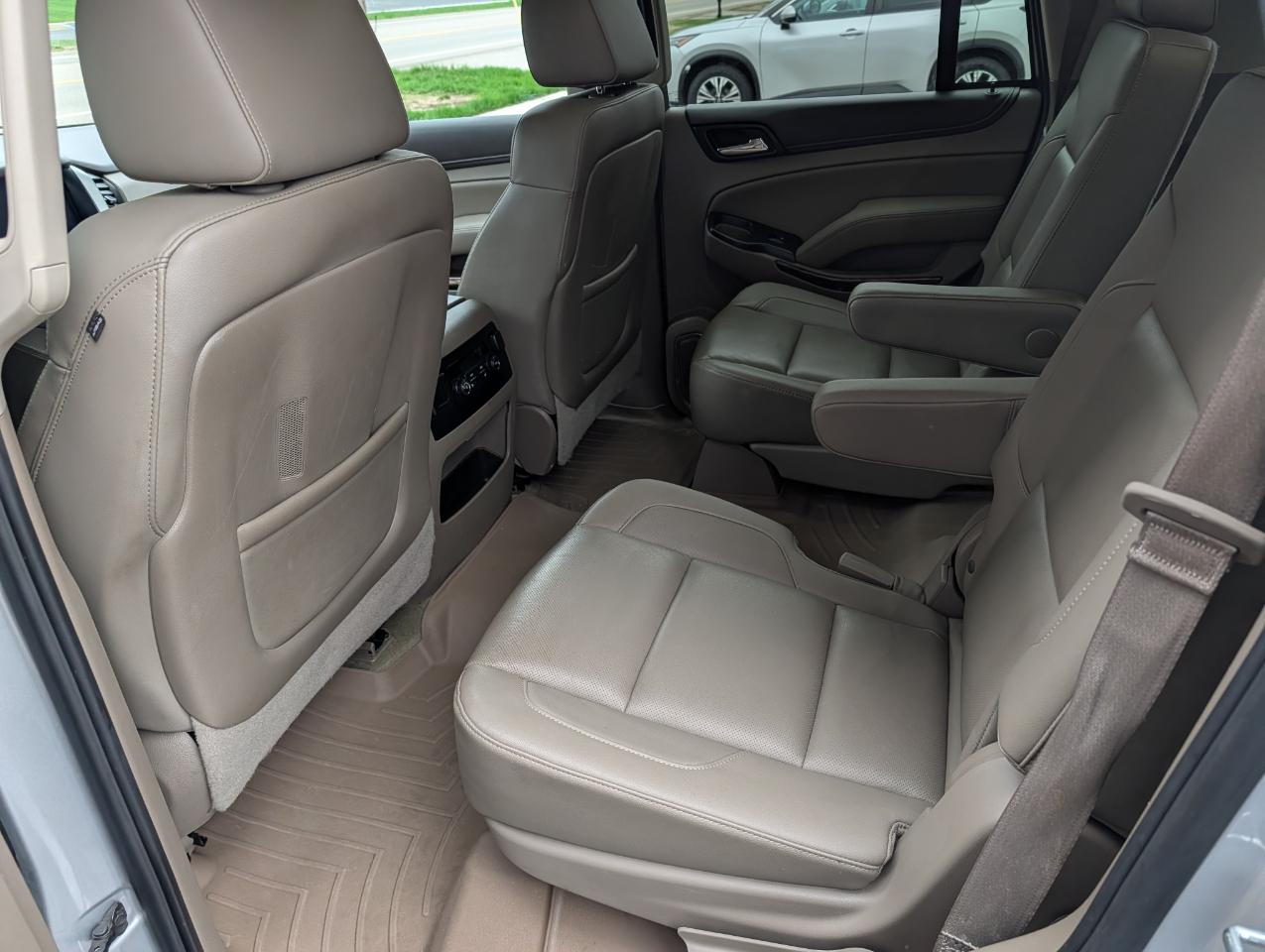 GMC Yukon 4WD 4dr SLT 2016