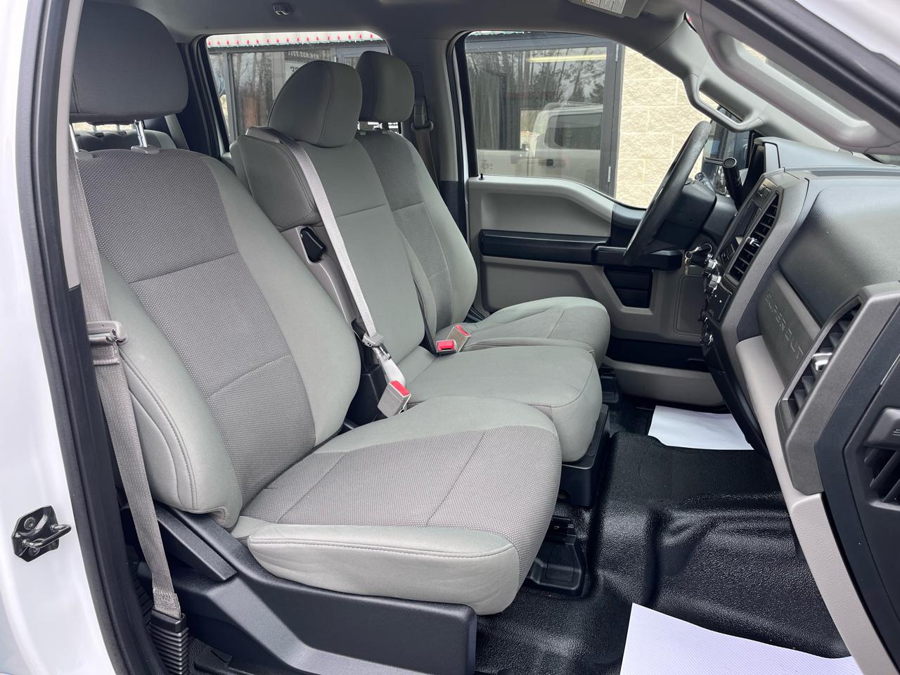 Ford Super Duty F-250 SRW XL 4WD Crew Cab 6.75' Box 2017