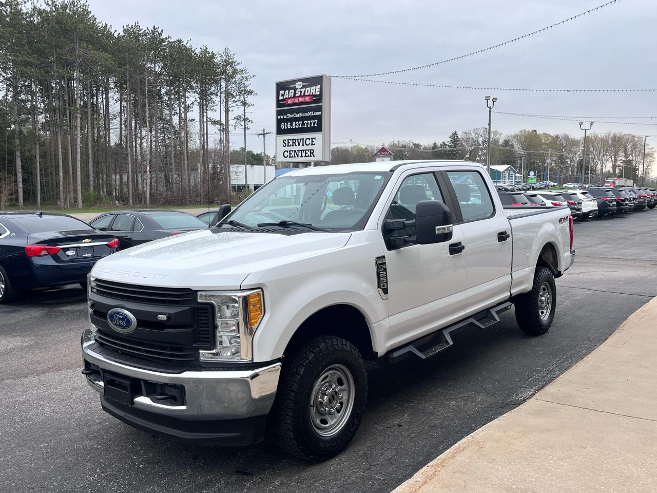 Ford Super Duty F-250 SRW XL 4WD Crew Cab 6.75' Box 2017