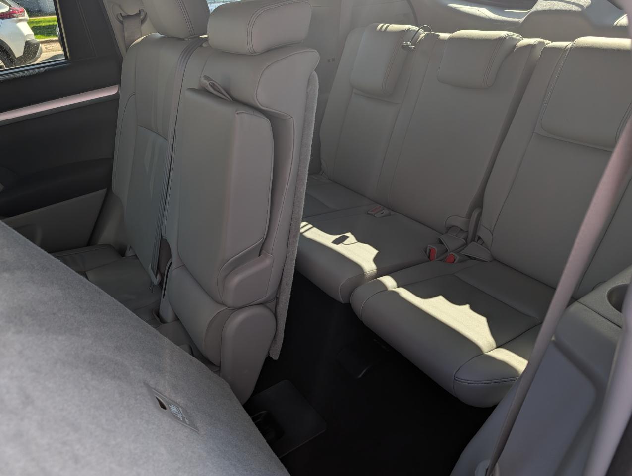 Toyota Highlander Hybrid XLE V6 AWD (Natl) 2018