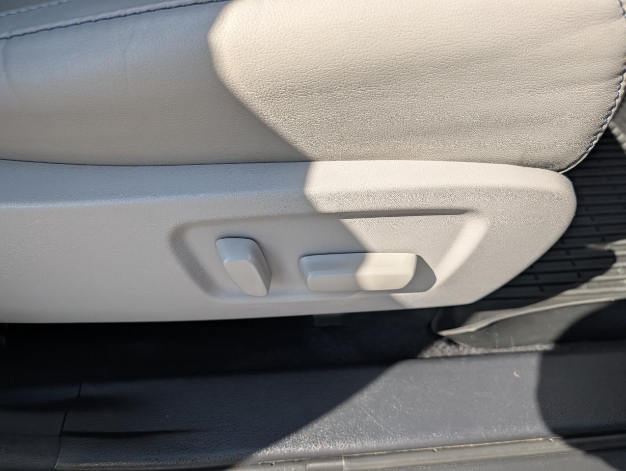 Toyota Highlander Hybrid XLE V6 AWD (Natl) 2018