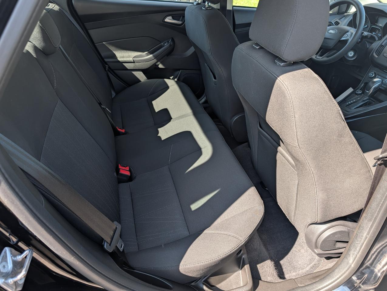 Ford Focus 4dr Sdn SE 2016