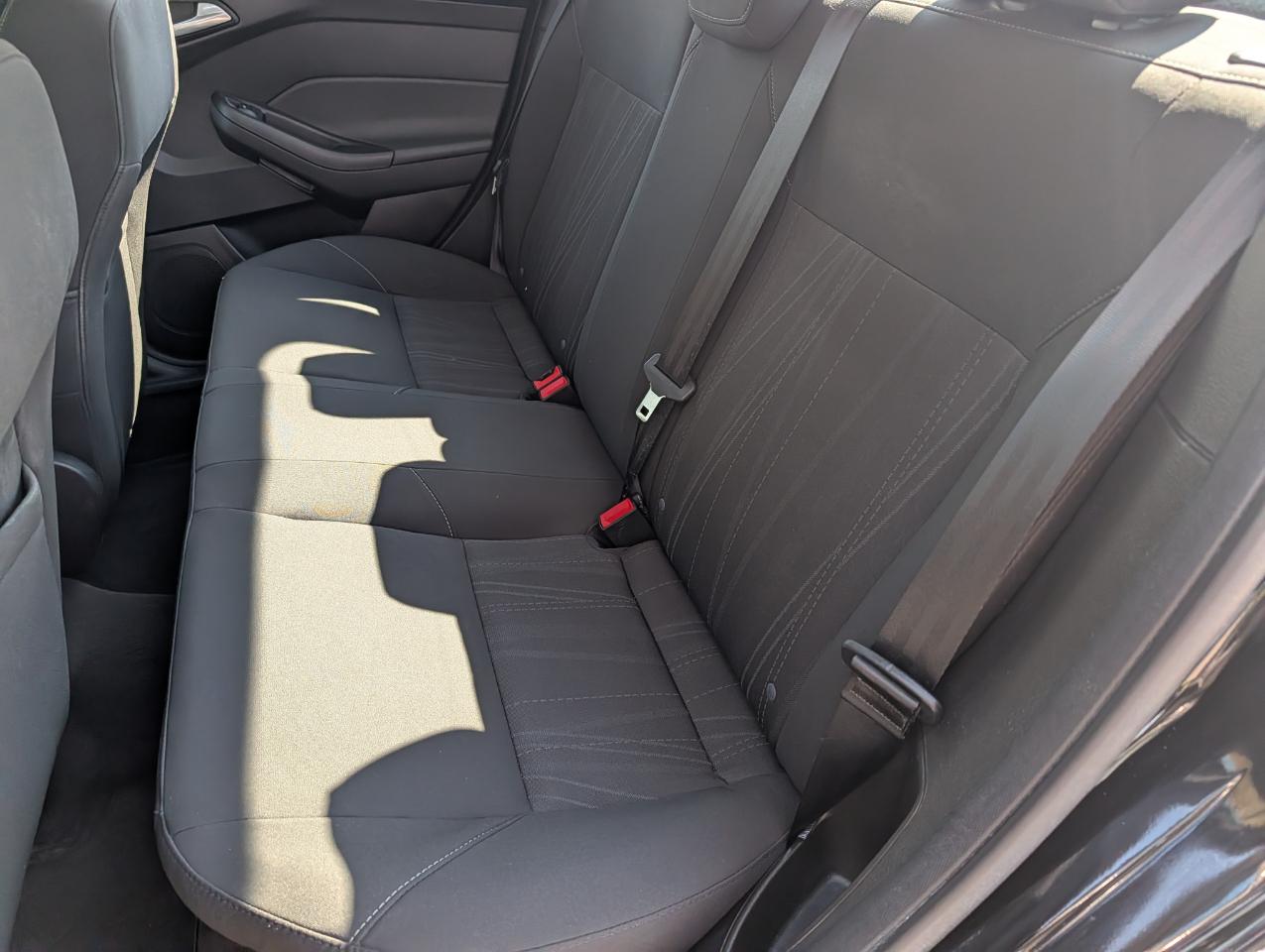 Ford Focus 4dr Sdn SE 2016