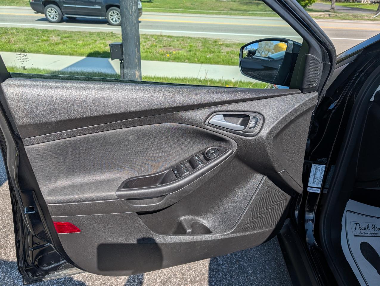 Ford Focus 4dr Sdn SE 2016