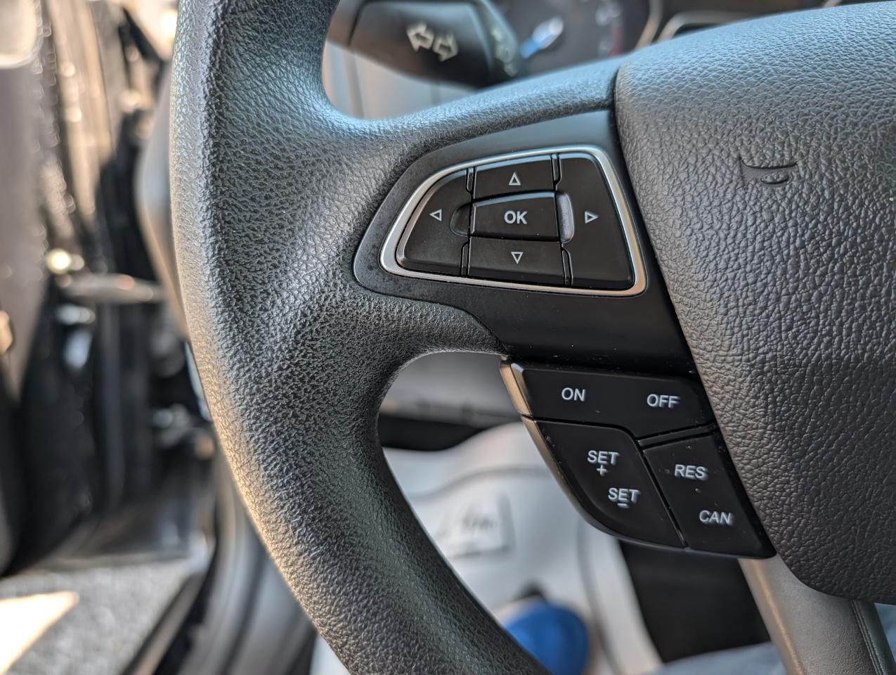 Ford Focus 4dr Sdn SE 2016