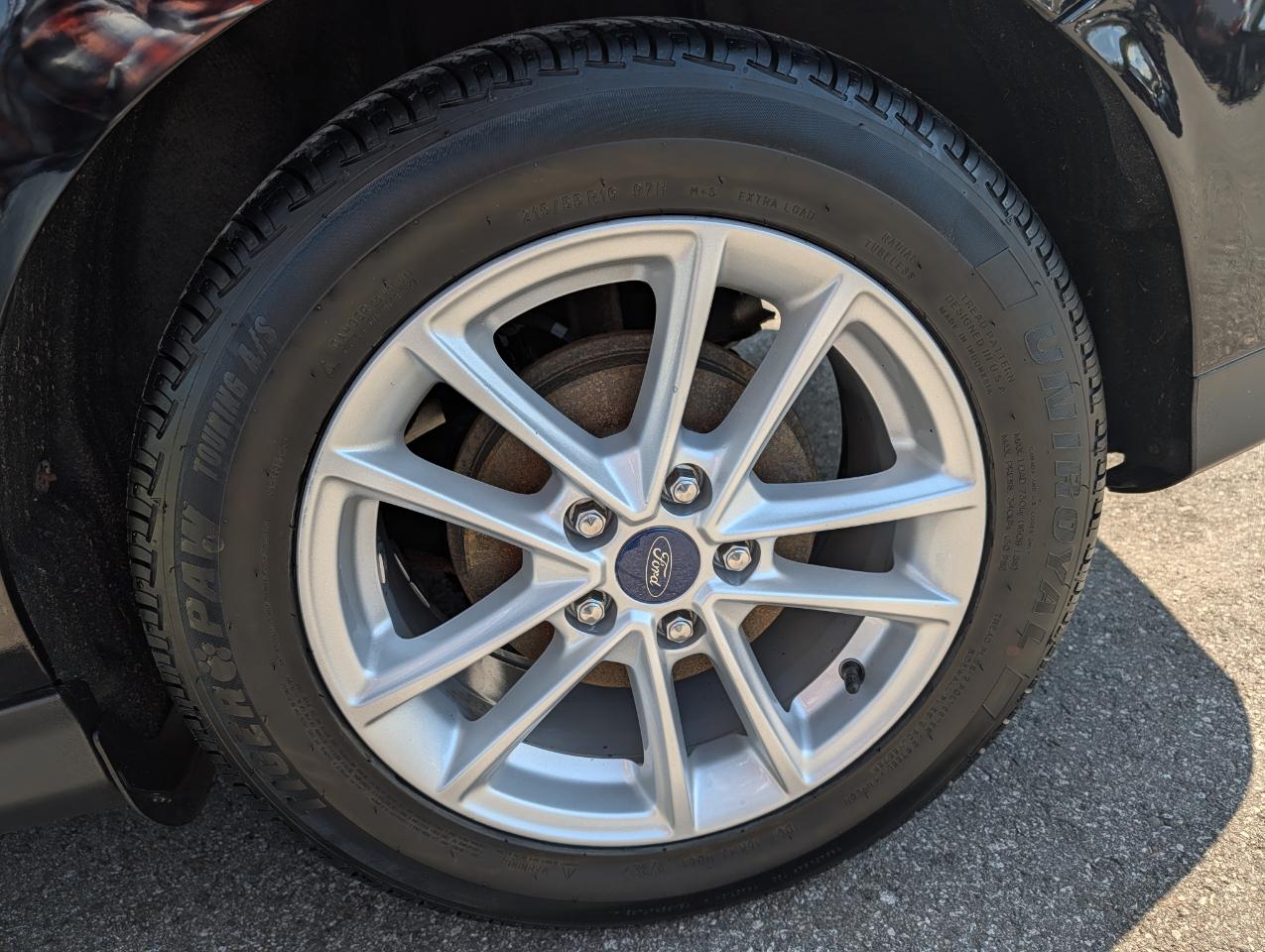 Ford Focus 4dr Sdn SE 2016