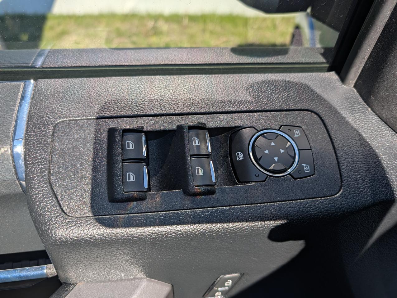 Ford F-150 4WD SuperCrew 145" XLT 2018