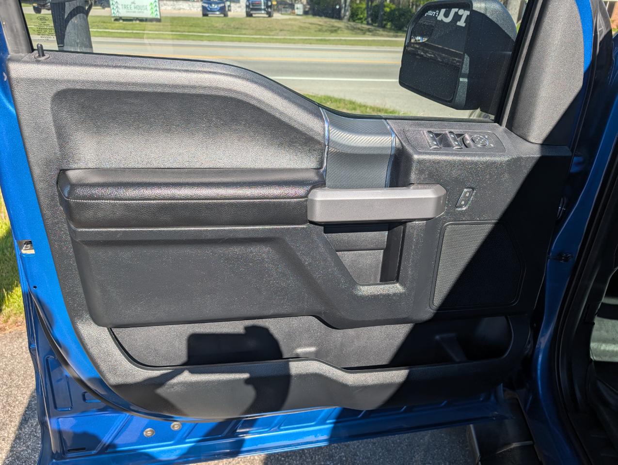 Ford F-150 4WD SuperCrew 145" XLT 2018