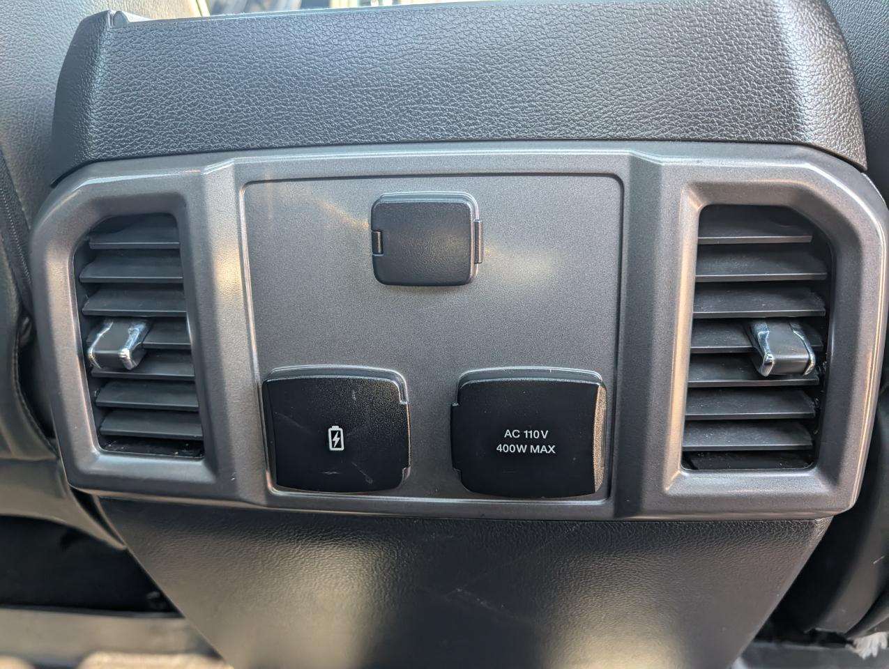 Ford F-150 4WD SuperCrew 145" XLT 2018