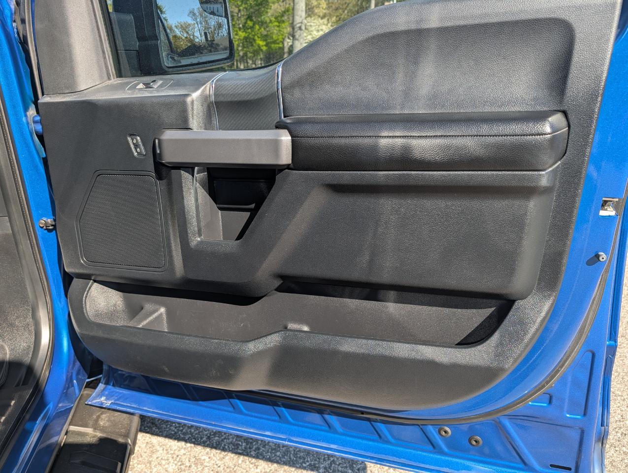 Ford F-150 4WD SuperCrew 145" XLT 2018