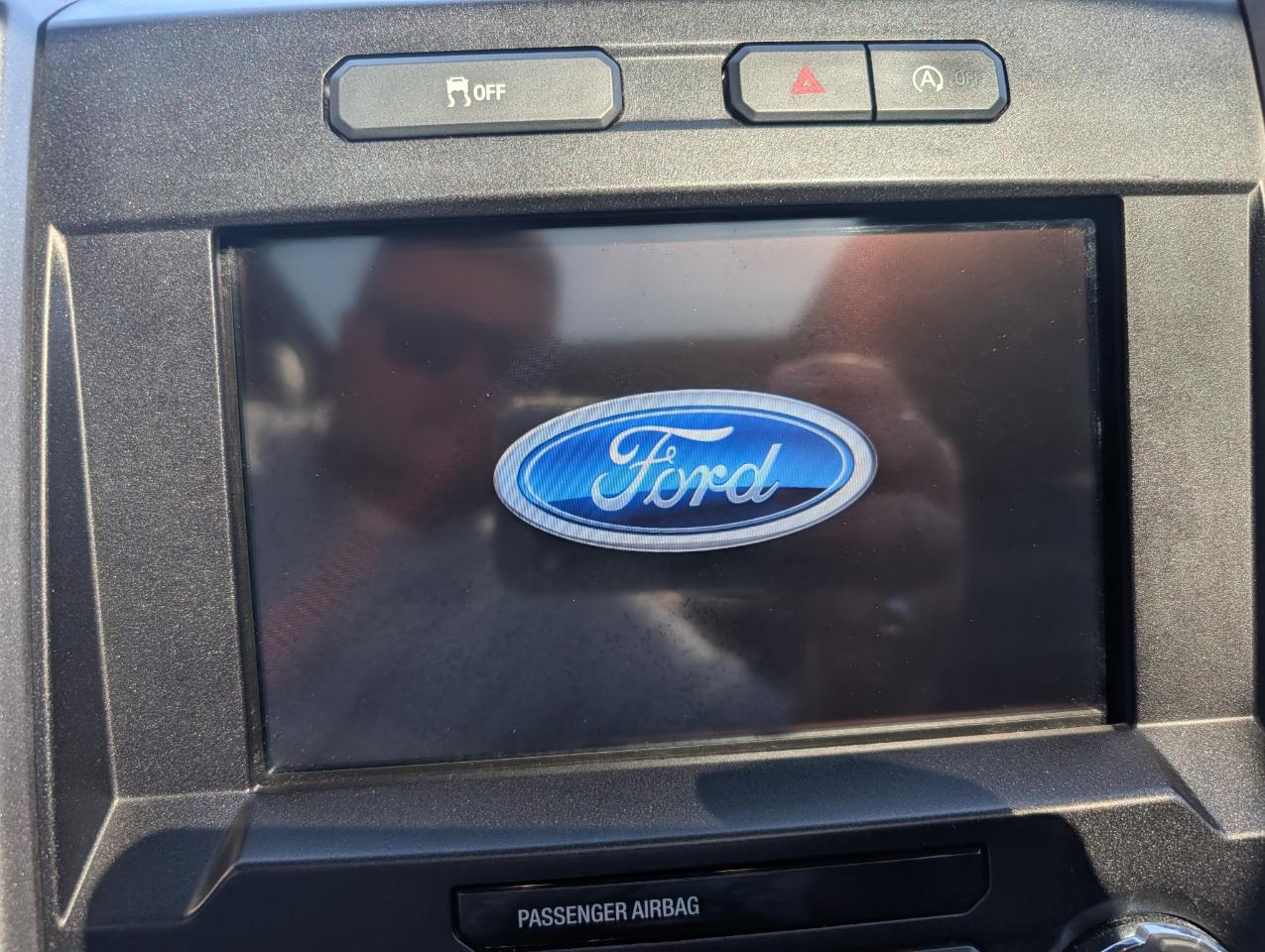 Ford F-150 4WD SuperCrew 145" XLT 2018