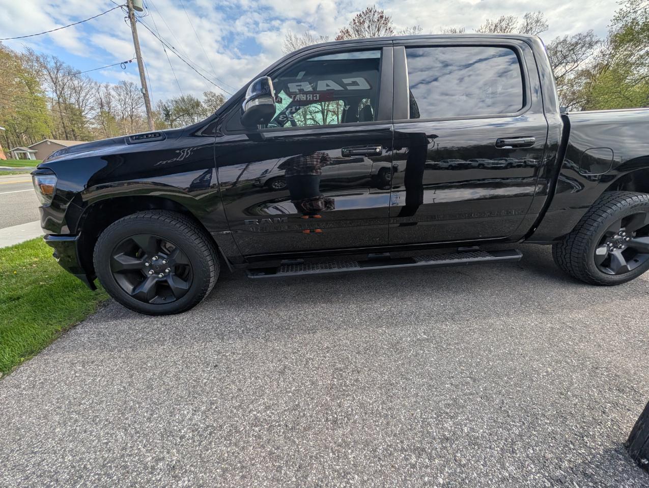 RAM 1500 Big Horn/Lone Star 4x4 Crew Cab 5'7" Box 2019