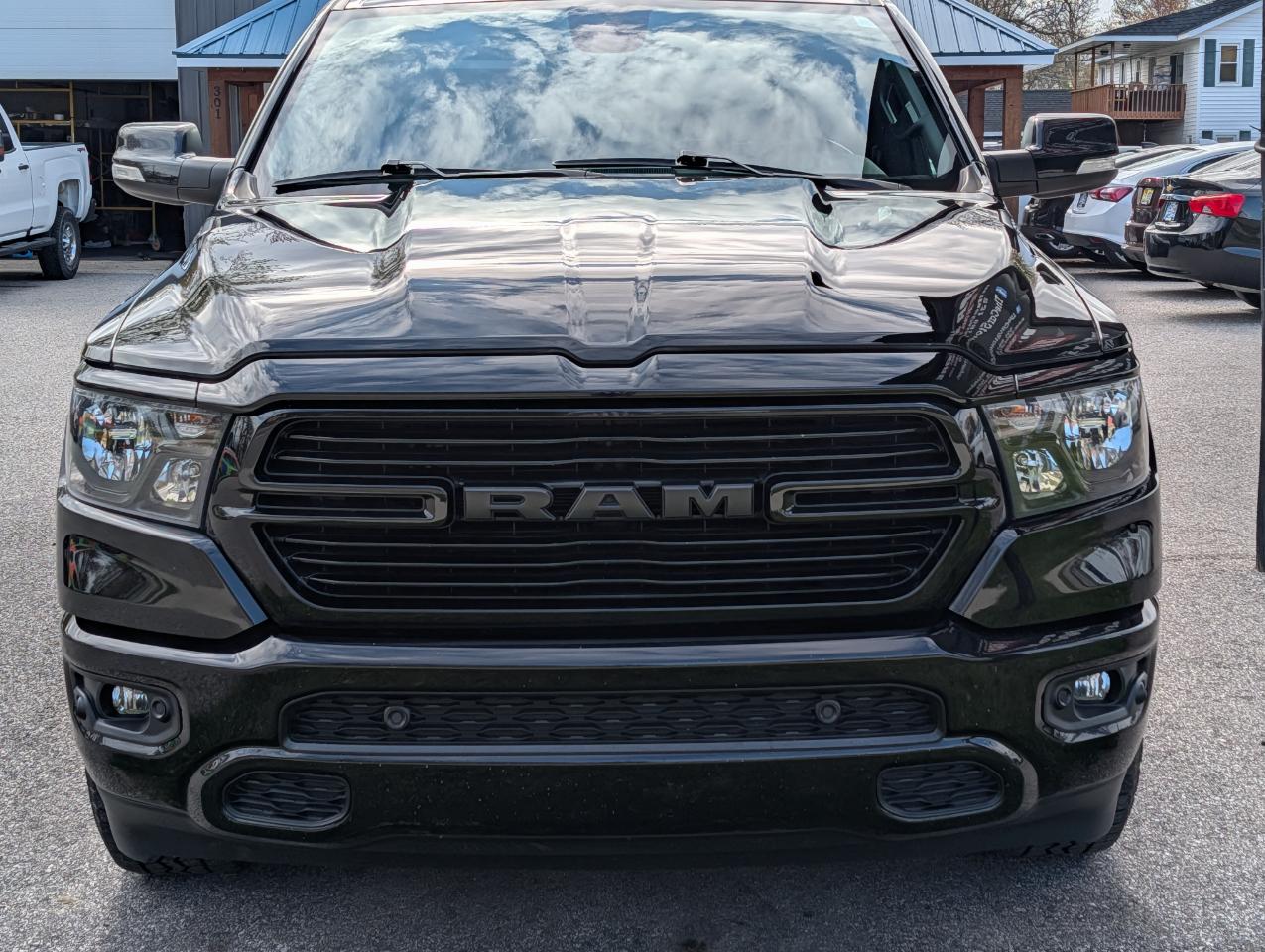 RAM 1500 Big Horn/Lone Star 4x4 Crew Cab 5'7" Box 2019