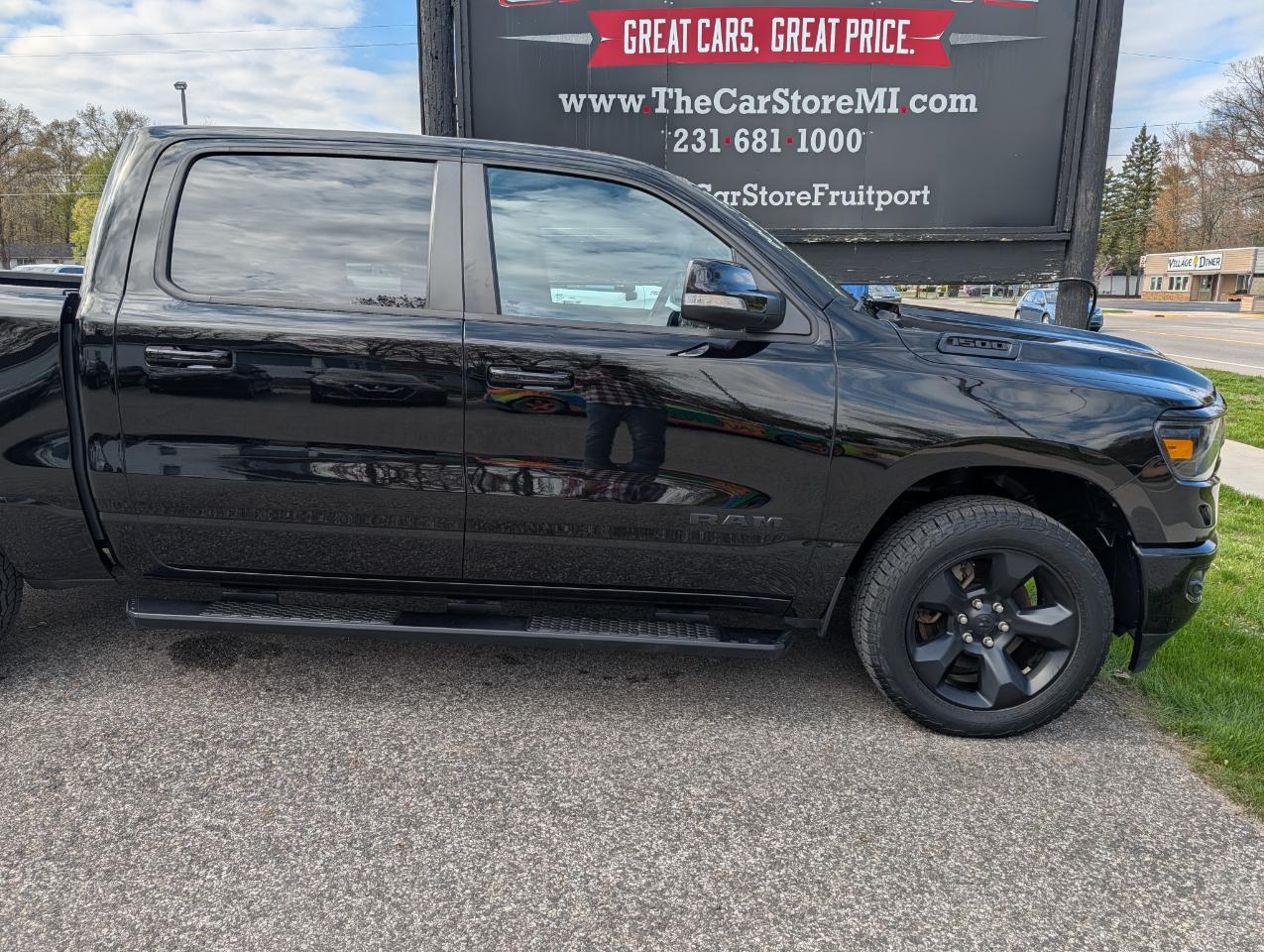RAM 1500 Big Horn/Lone Star 4x4 Crew Cab 5'7" Box 2019