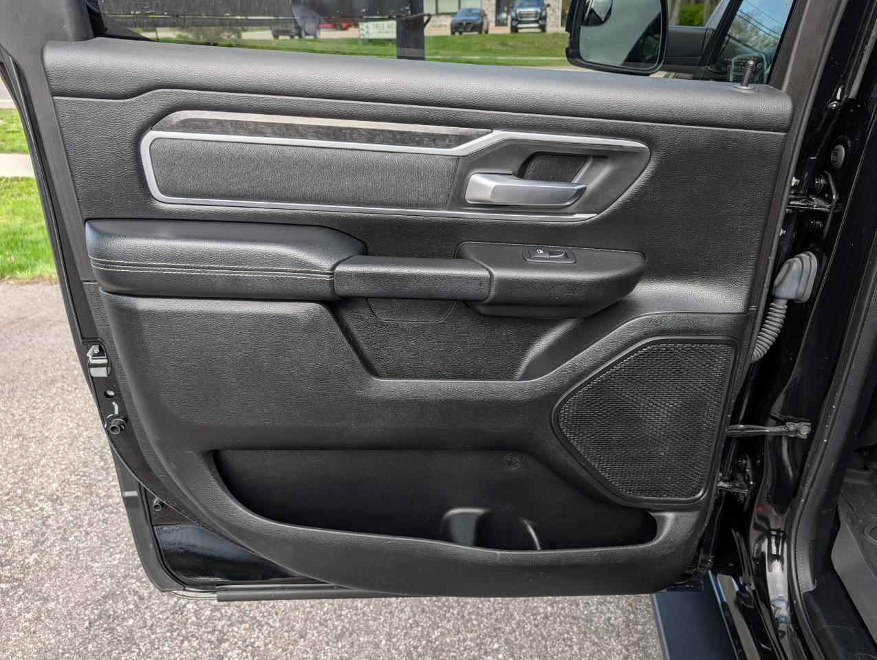 RAM 1500 Big Horn/Lone Star 4x4 Crew Cab 5'7" Box 2019