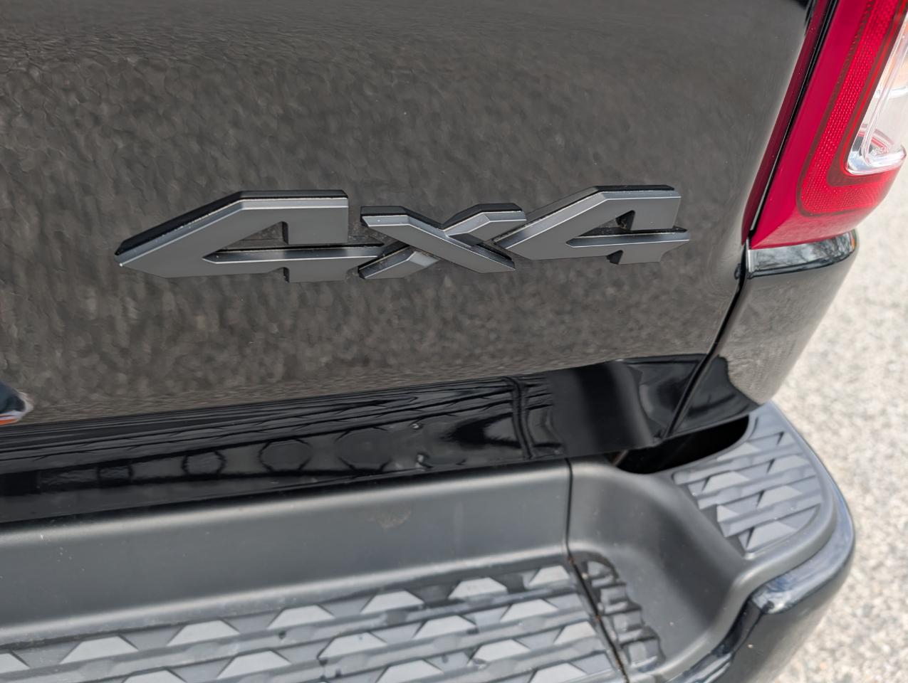 RAM 1500 Big Horn/Lone Star 4x4 Crew Cab 5'7" Box 2019