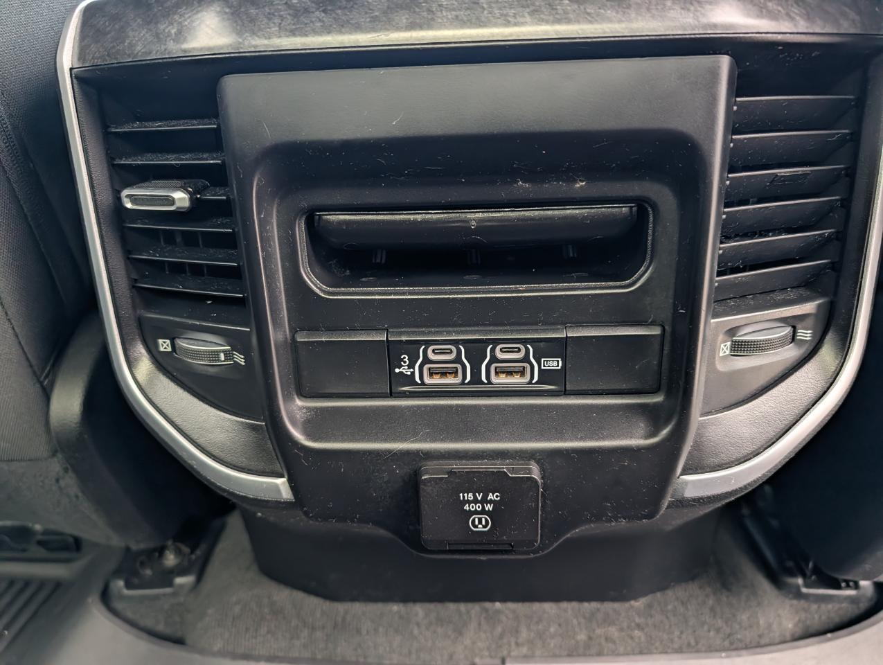 RAM 1500 Big Horn/Lone Star 4x4 Crew Cab 5'7" Box 2019