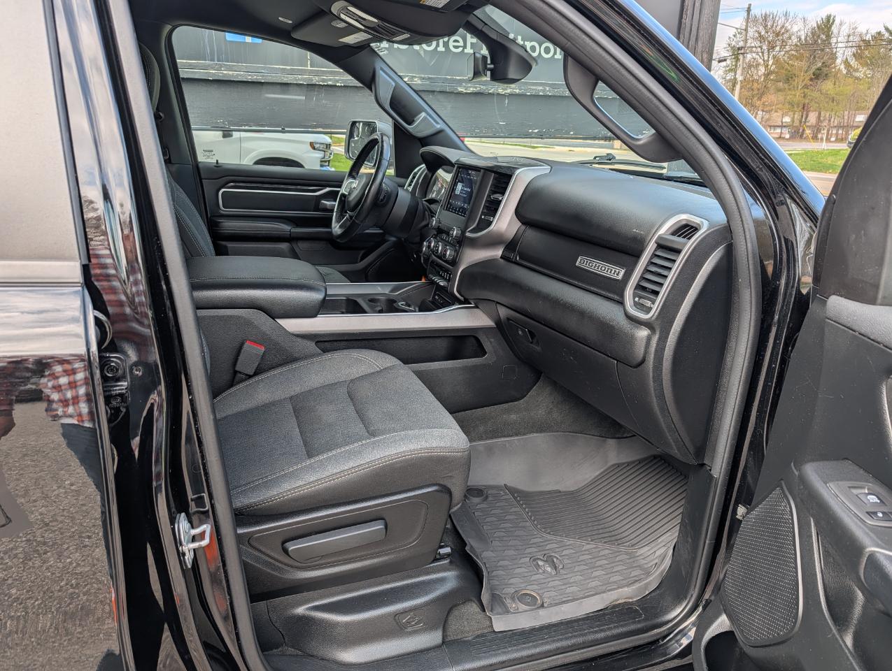 RAM 1500 Big Horn/Lone Star 4x4 Crew Cab 5'7" Box 2019