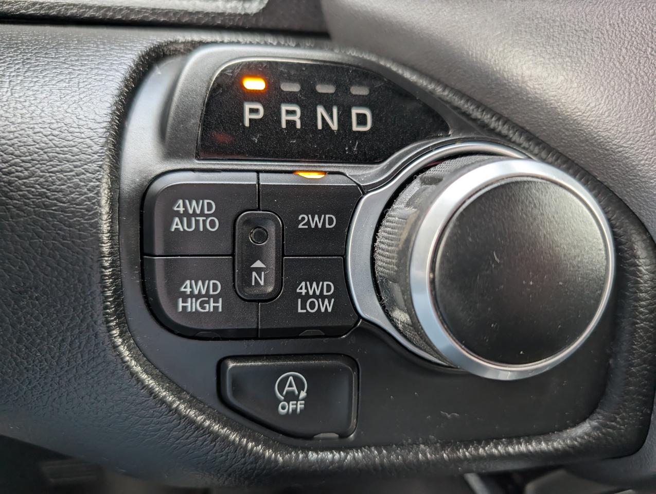 RAM 1500 Big Horn/Lone Star 4x4 Crew Cab 5'7" Box 2019
