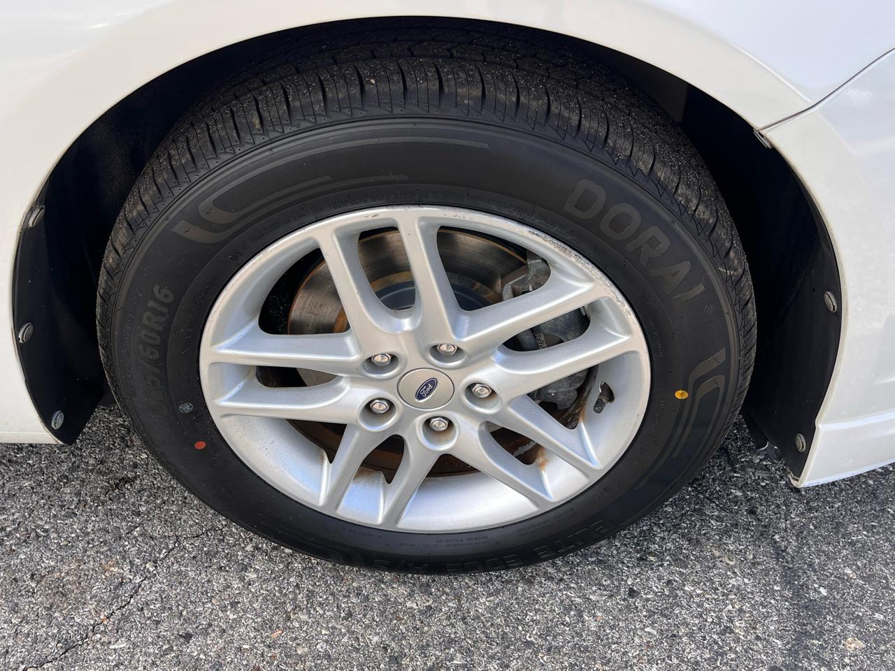Ford Fusion 4dr Sdn S FWD 2012