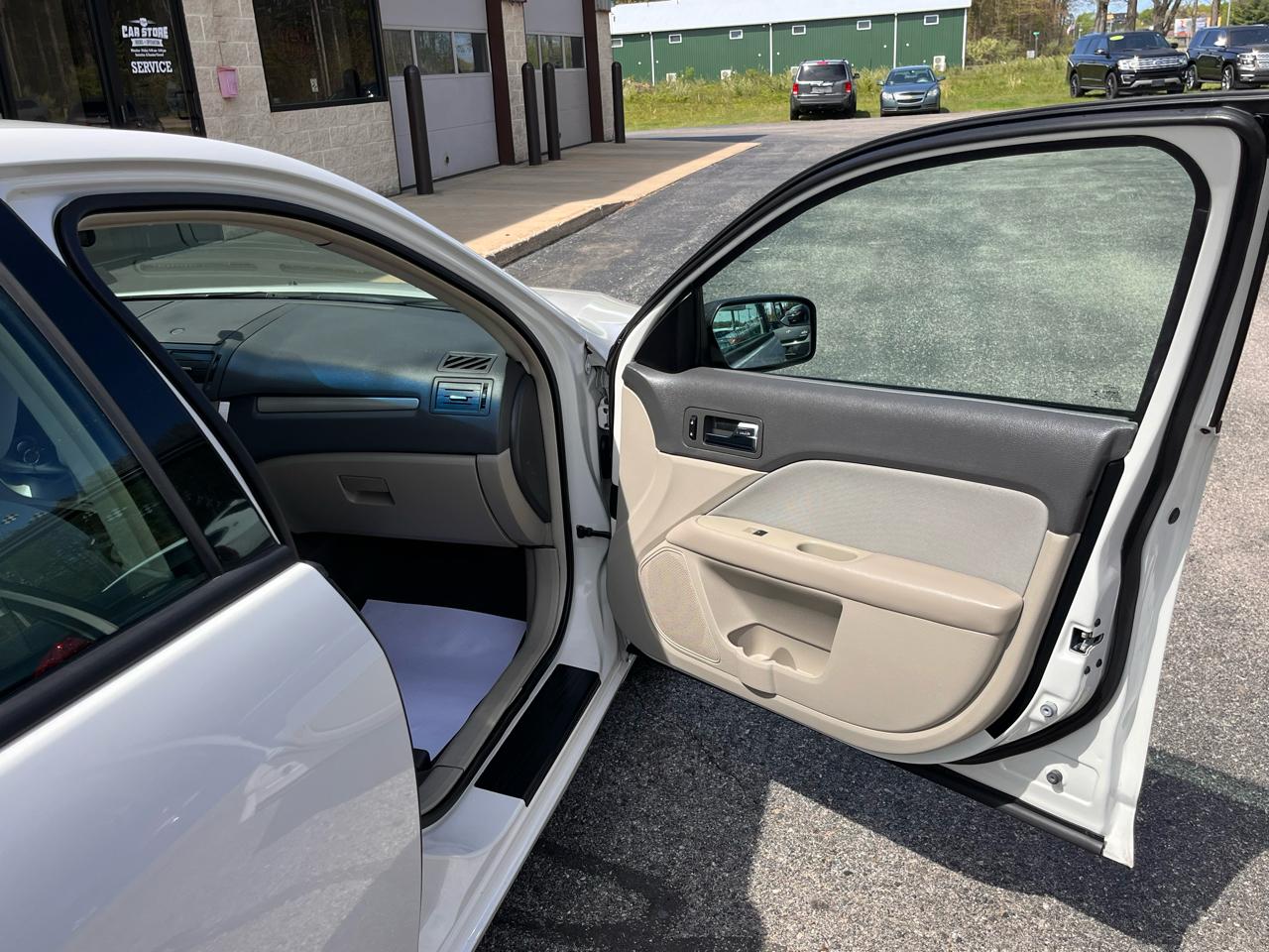 Ford Fusion 4dr Sdn S FWD 2012