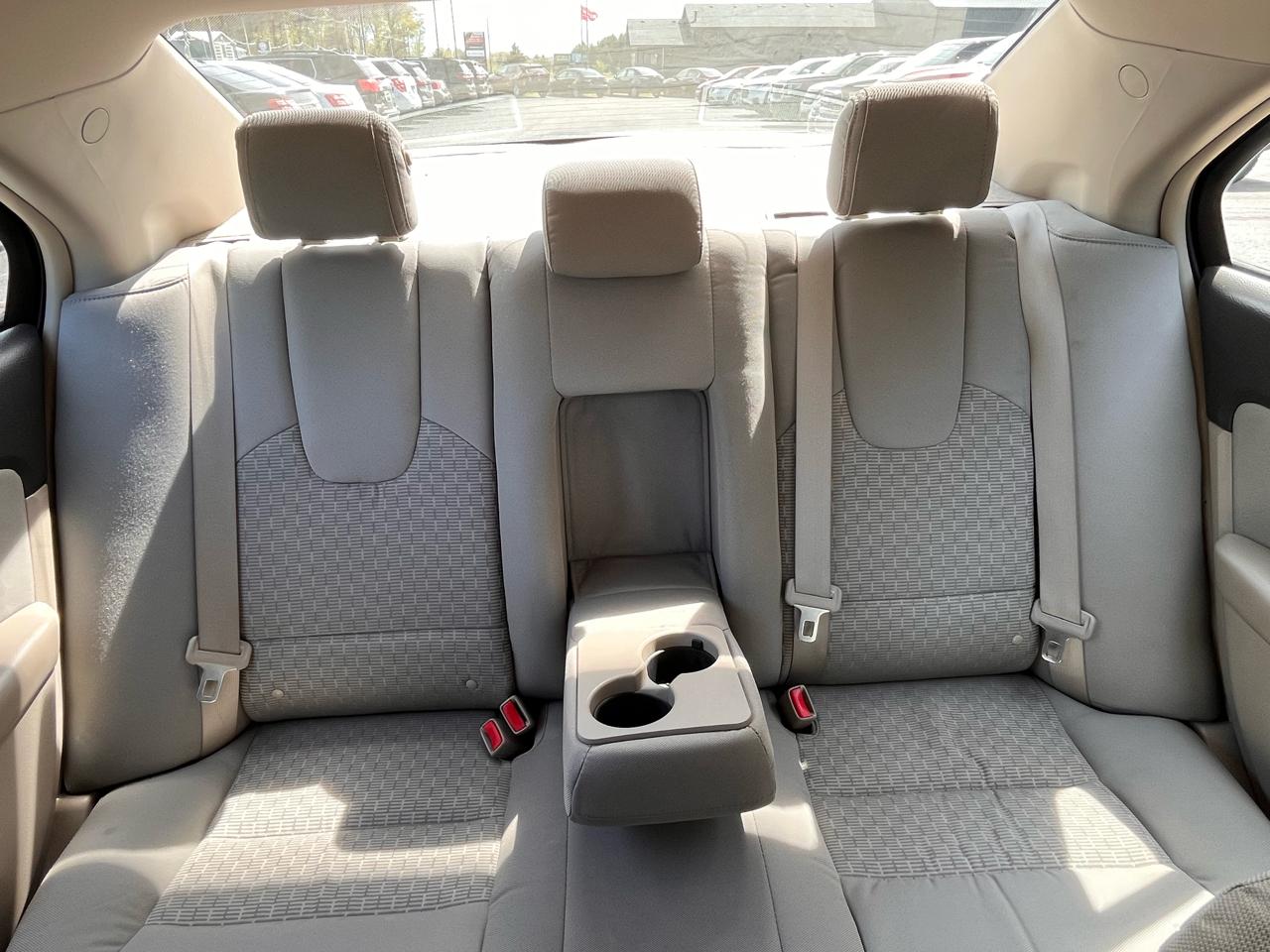 Ford Fusion 4dr Sdn S FWD 2012