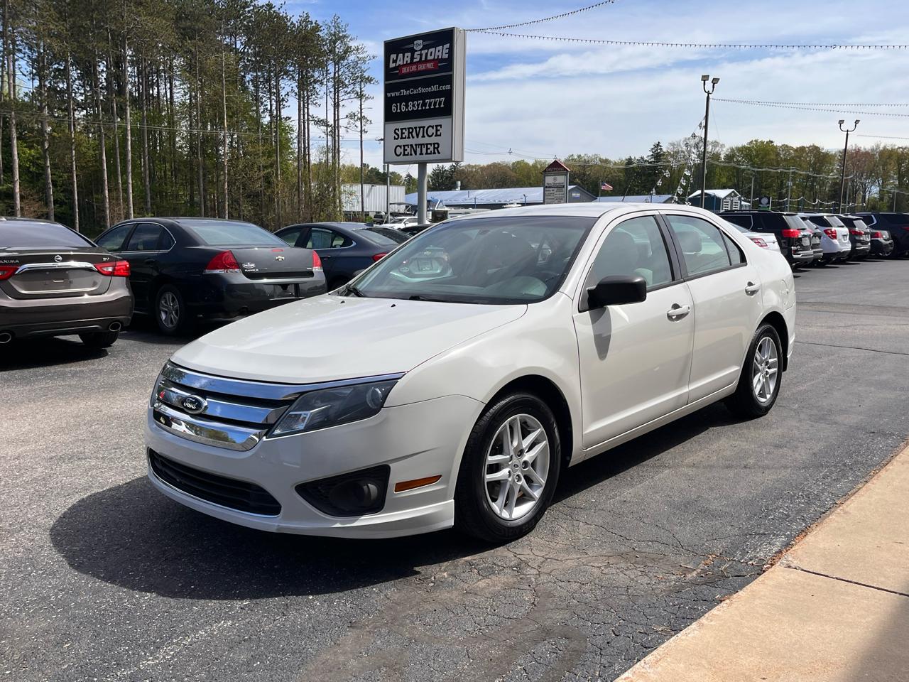 Ford Fusion 4dr Sdn S FWD 2012
