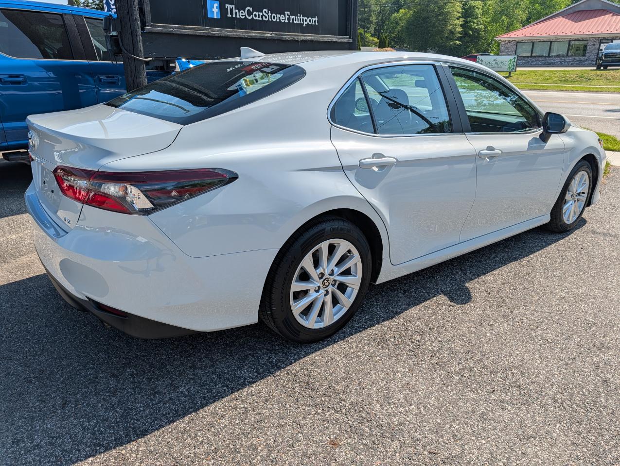 Toyota Camry 4dr Sdn LE Auto (Natl) 2023