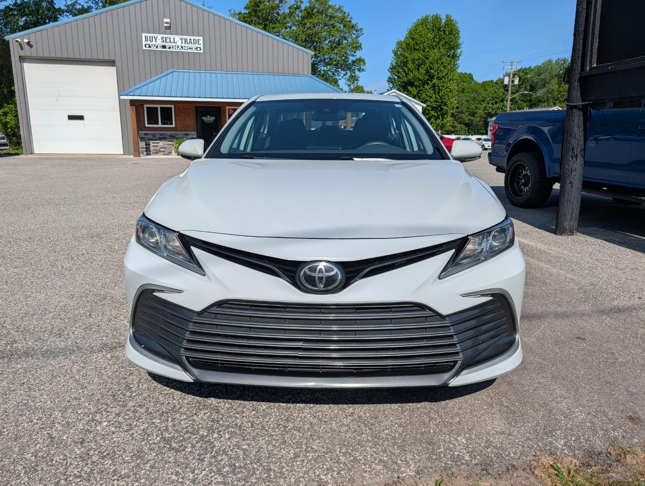Toyota Camry 4dr Sdn LE Auto (Natl) 2023