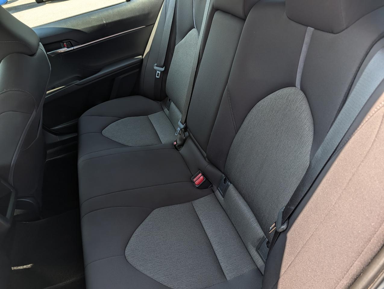 Toyota Camry 4dr Sdn LE Auto (Natl) 2023