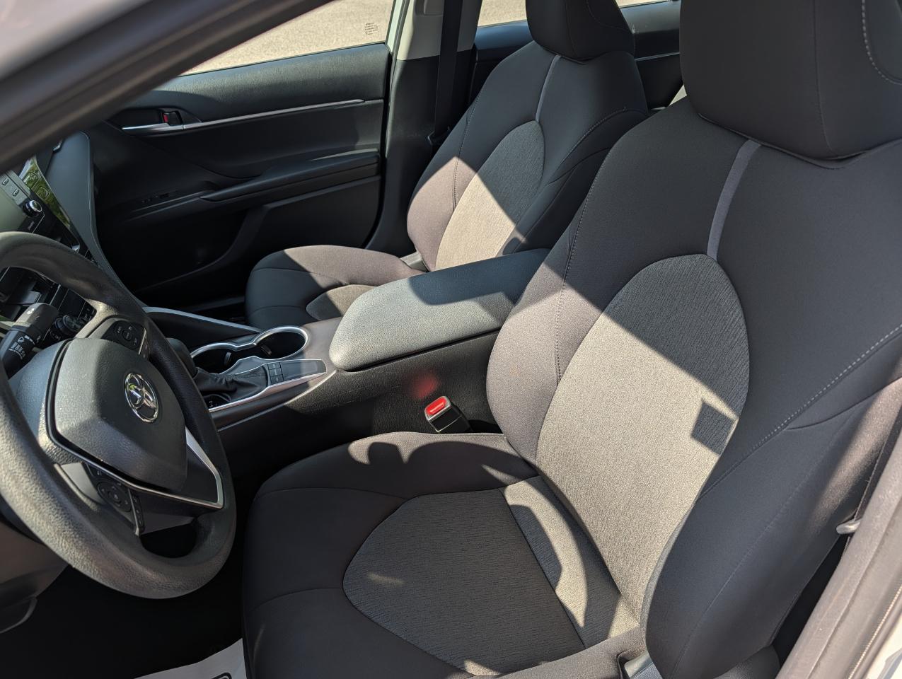 Toyota Camry 4dr Sdn LE Auto (Natl) 2023