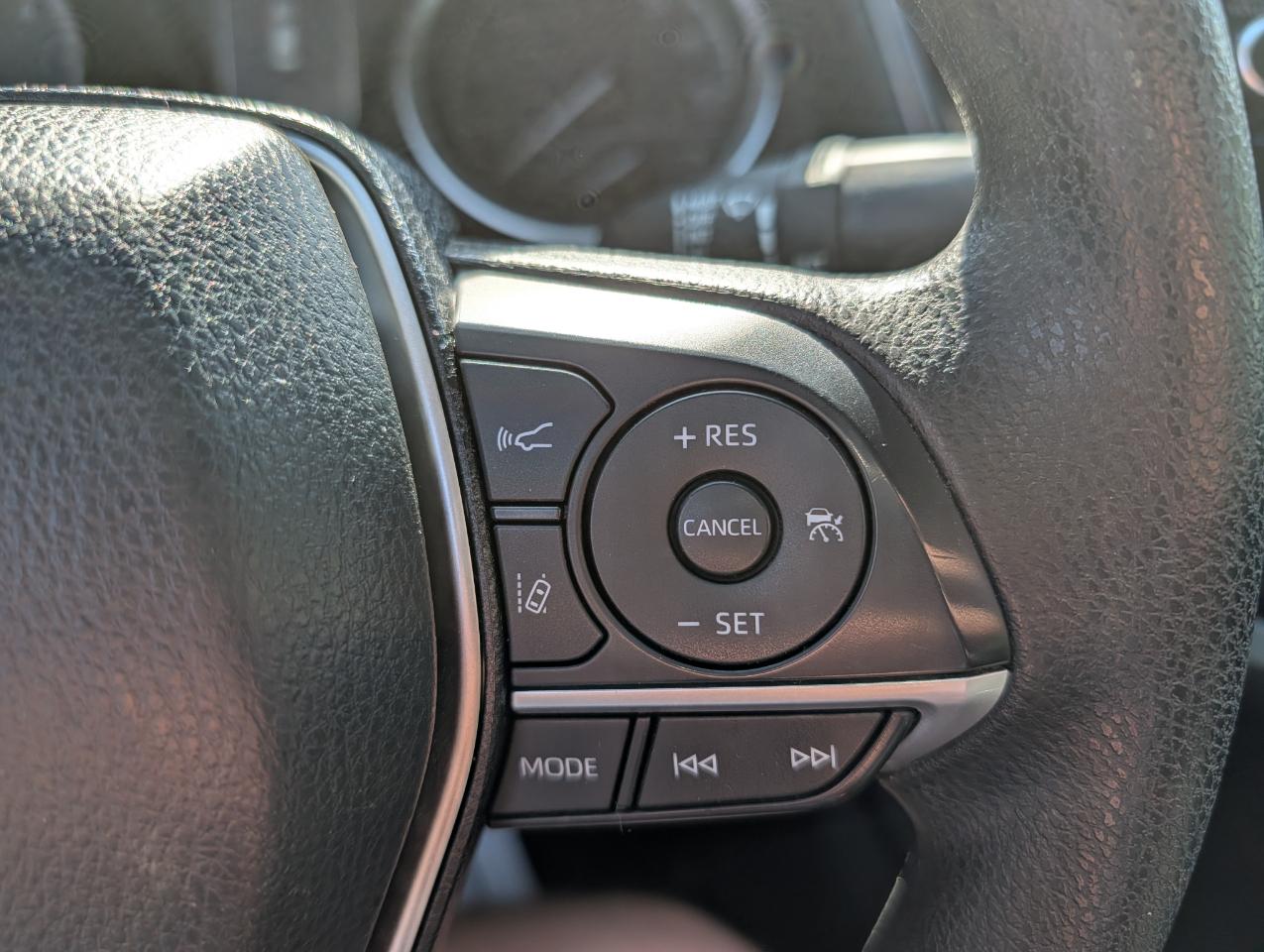 Toyota Camry 4dr Sdn LE Auto (Natl) 2023