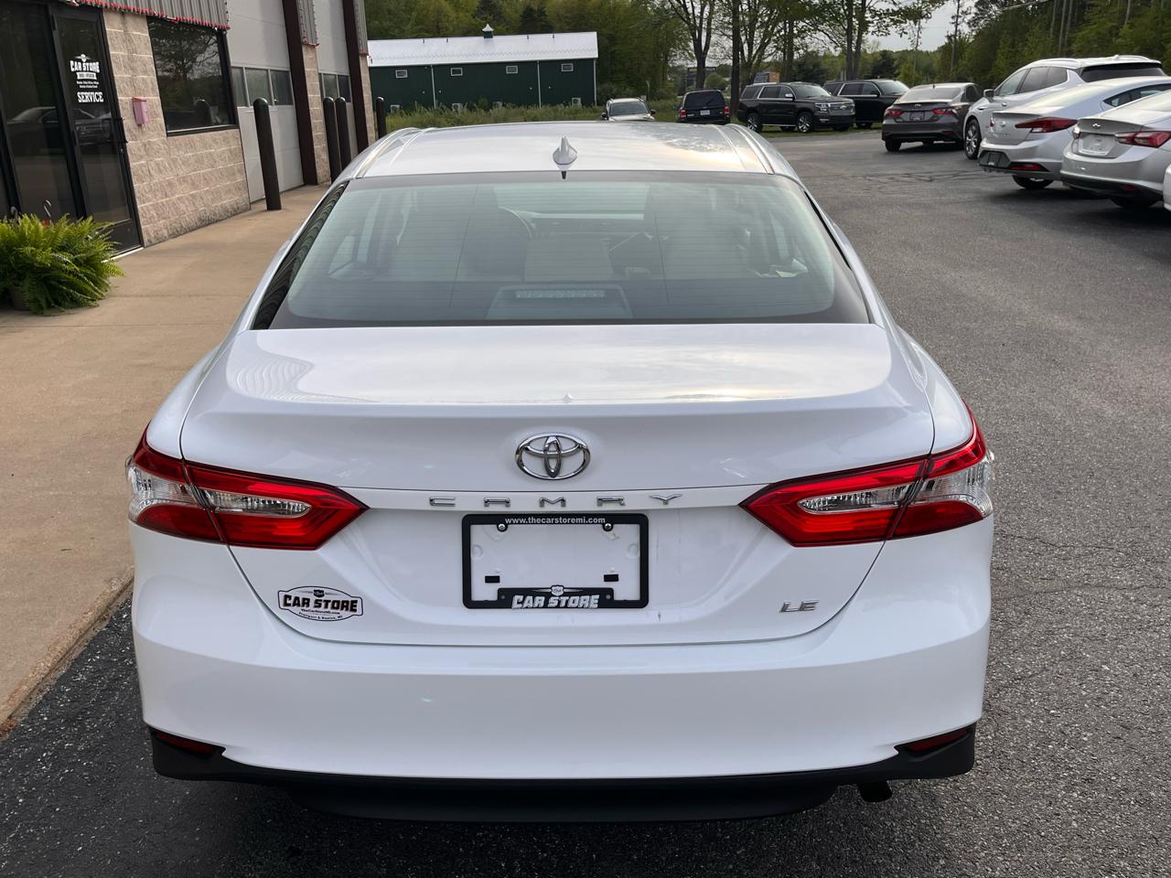 Toyota Camry  2019