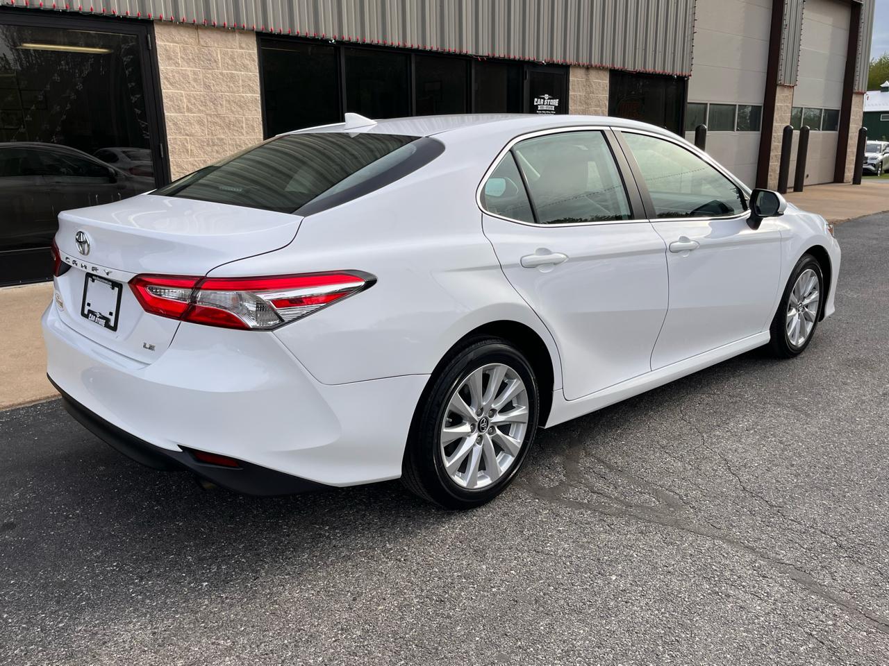 Toyota Camry  2019