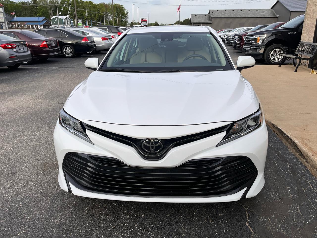 Toyota Camry  2019